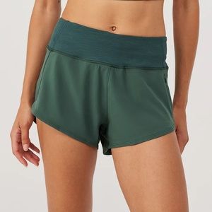 Outdoor Voices Hudson 2.5” shorts